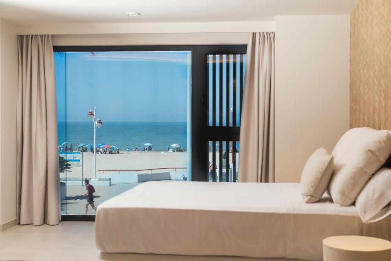 كاديز Apartamentos Playa Victoria المظهر الخارجي الصورة